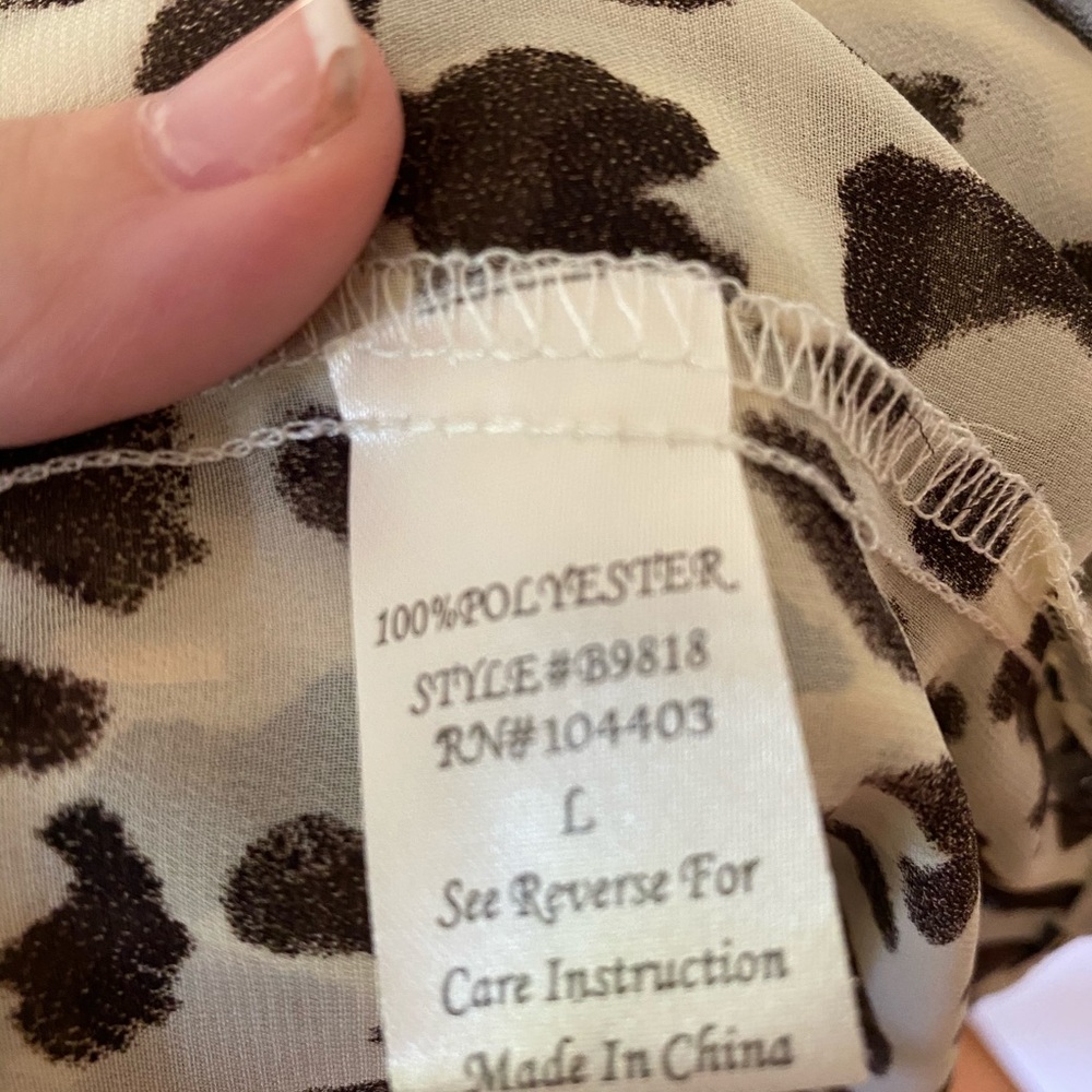 Cheetah print top - Picture 3 of 4